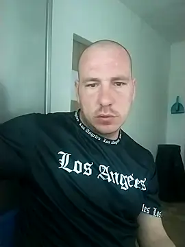 jarous32- online show from March 2025 06:26:02 AM