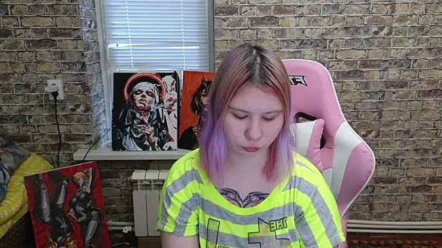 Little kitsune1707 online show from December 2025 07:03:02 AM