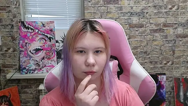 Little kitsune1707 online show from December 2025 10:22:02 AM