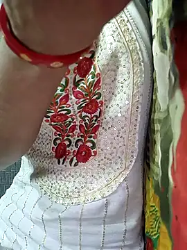 lovely----bhabhi online show from December 2025 04:02:02 PM