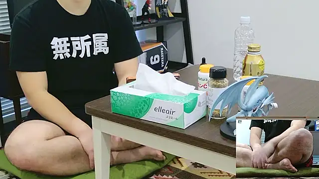 Snapshot of YARASERO-kun chatting on February 2026 08:10:02 AM YARASERO-kun online show from February 2026 08:10:02 AM