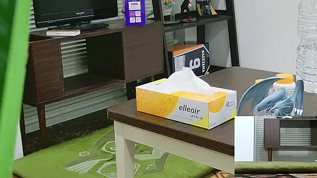 Snapshot of YARASERO-kun chatting on February 2026 11:00:02 AM YARASERO-kun online show from February 2026 11:00:02 AM