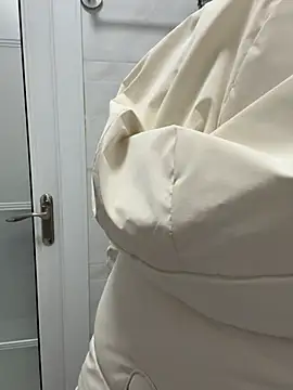 jinj-a online show from February 2025 05:05:01 AM