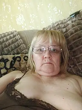 Violet5364 online show from June 2026 03:49:02 PM