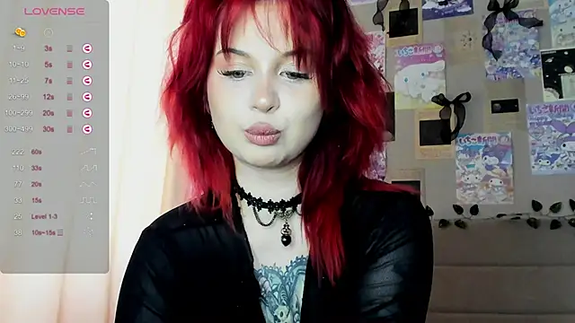 Snapshot of marynixoxo chatting on April 2026 12:10:01 PM marynixoxo online show from April 2026 12:10:01 PM
