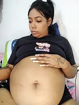 emma purple  online show from May 2026 10:38:01 PM