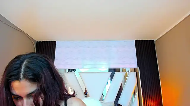 Snapshot of Cristin_Petite chatting on March 2025 05:39:02 PM Cristin Petite online show from March 2025 05:39:02 PM