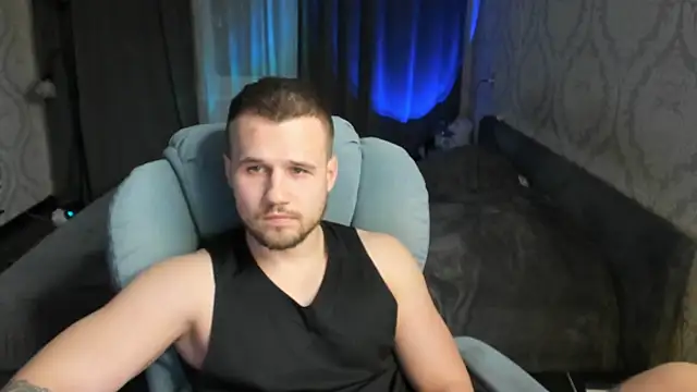 Vladik b online show from March 2025 08:51:02 PM