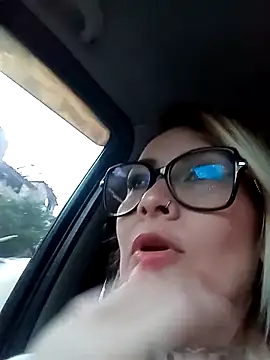 CandieGilson   online show from September 2025 11:23:02 AM