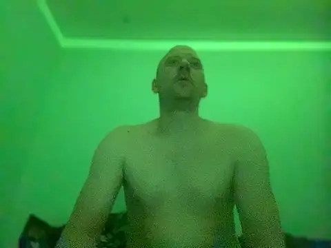 Snapshot of Krzysiekg123 chatting on February 2025 07:28:02 PM Krzysiekg123 online show from February 2025 07:28:02 PM