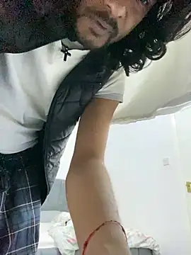 Snapshot of Fuckboy2535 chatting on February 2025 01:15:02 AM Fuckboy2535 online show from February 2025 01:15:02 AM
