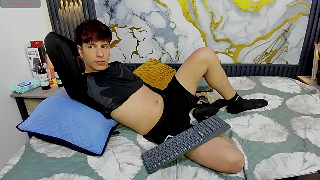 Snapshot of Estiv18_ chatting on February 2026 01:34:01 AM Estiv18 online show from February 2026 01:34:01 AM