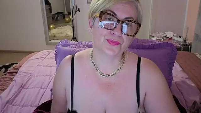 Pumabionda online show from December 2025 10:17:02 PM