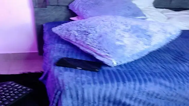 EmilyPacho  online show from March 2025 11:17:02 AM