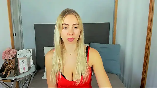 Snapshot of MargaritaRose chatting on February 2026 09:09:02 PM MargaritaRose online show from February 2026 09:09:02 PM