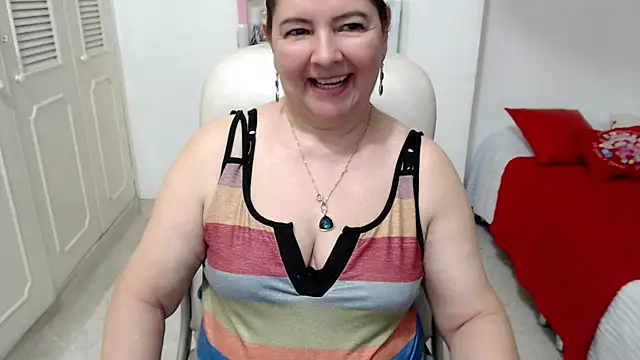 leonela 69 online show from June 2026 02:36:02 AM