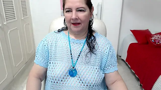 leonela 69 online show from June 2026 11:30:02 PM