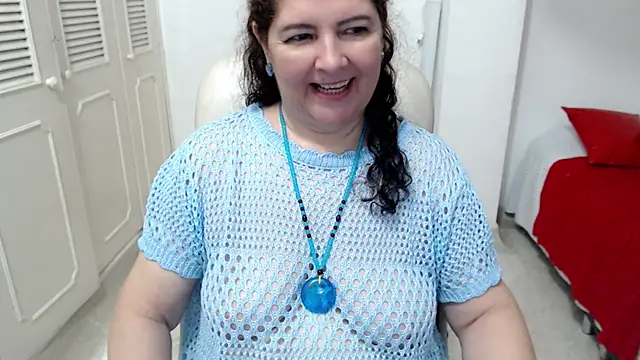 leonela 69 online show from June 2026 11:40:01 PM
