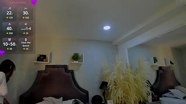 EmiliaRose  online show from December 2025 09:11:01 PM