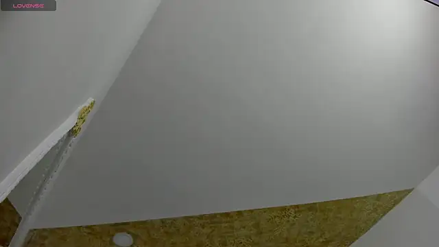 Snapshot of EmiliaRose_ chatting on February 2026 08:18:01 PM EmiliaRose online show from February 2026 08:18:01 PM