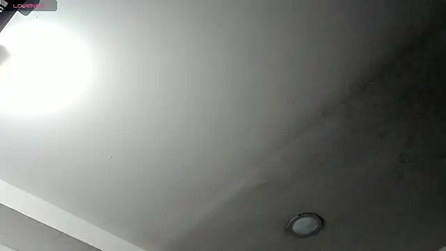 EmiliaRose  online show from May 2026 09:01:01 PM