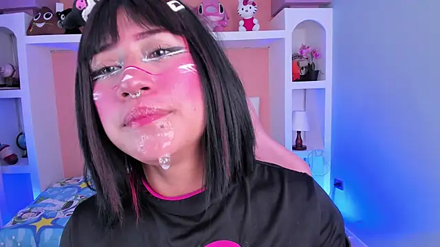 Snapshot of miss___megan chatting on September 2025 02:37:02 AM miss megan online show from September 2025 02:37:02 AM