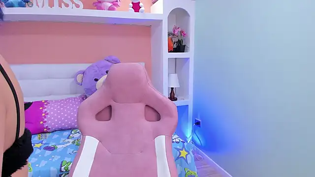 Snapshot of miss___megan chatting on September 2025 02:49:02 AM miss megan online show from September 2025 02:49:02 AM