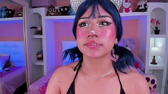 miss   megan online show from November 2025 06:08:01 PM