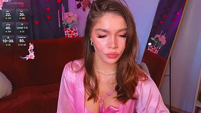 Snapshot of Caroline__Brown chatting on February 2025 05:09:01 AM Caroline Brown online show from February 2025 05:09:01 AM