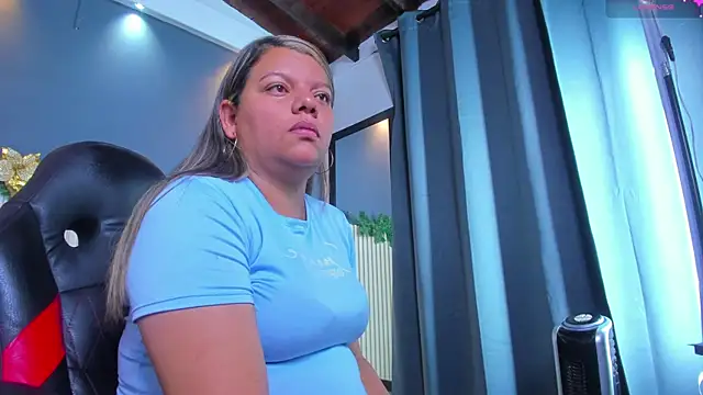 Aida-nicolle online show from December 2025 11:16:02 AM