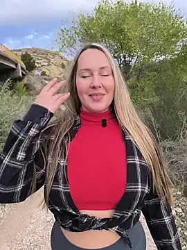 Mona Plus online show from November 2025 07:33:02 AM