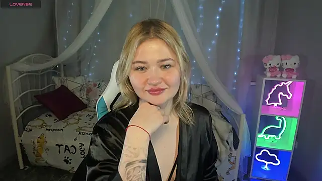 MargoBryan online show from February 2025 09:22:01 PM