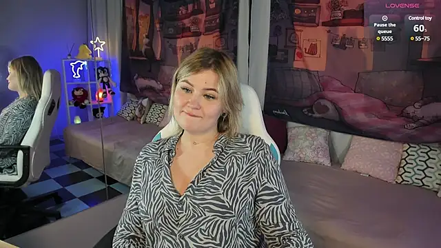 MargoBryan online show from March 2025 08:45:02 PM