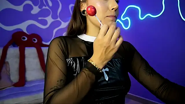 Snapshot of verosmit1 chatting on November 2025 09:48:02 PM verosmit1 online show from November 2025 09:48:02 PM