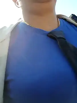 Snapshot of promiscuous-indecent-momm chatting on February 2025 01:39:02 PM promiscuous-indecent-momm online show from February 2025 01:39:02 PM