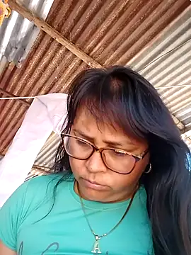 Snapshot of promiscuous-indecent-momm chatting on February 2025 07:52:02 PM promiscuous-indecent-momm online show from February 2025 07:52:02 PM