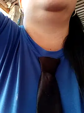 Snapshot of promiscuous-indecent-momm chatting on February 2025 02:22:02 PM promiscuous-indecent-momm online show from February 2025 02:22:02 PM