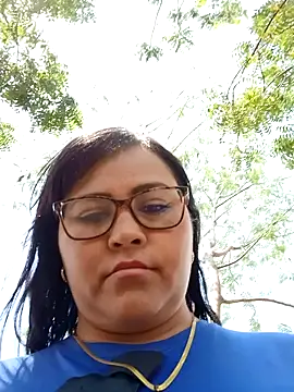 Snapshot of promiscuous-indecent-momm chatting on February 2025 05:25:02 PM promiscuous-indecent-momm online show from February 2025 05:25:02 PM