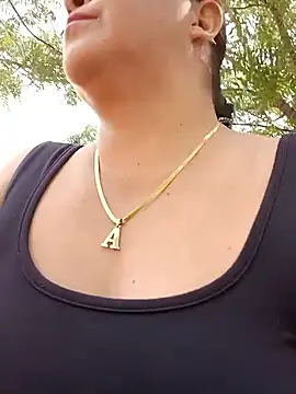 Snapshot of promiscuous-indecent-momm chatting on March 2025 06:55:01 PM promiscuous-indecent-momm online show from March 2025 06:55:01 PM