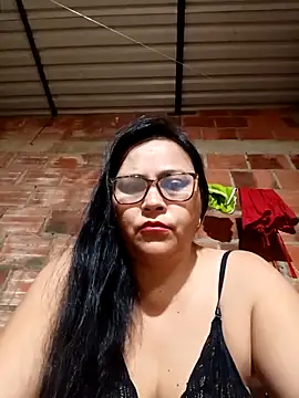 Snapshot of promiscuous-indecent-momm chatting on November 2025 10:48:02 AM promiscuous-indecent-momm online show from November 2025 10:48:02 AM