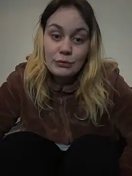 Snapshot of liess33 chatting on February 2026 07:36:01 PM liess33 online show from February 2026 07:36:01 PM