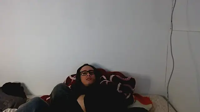 Snapshot of cholitohermoso chatting on October 2025 02:03:02 PM cholitohermoso online show from October 2025 02:03:02 PM