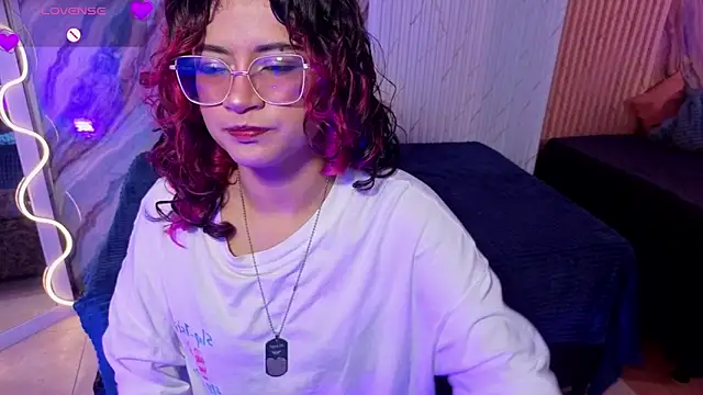 kristen tay online show from April 2026 03:02:01 AM