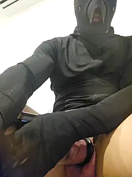 mosterxxx11 online show from February 2025 01:34:01 AM