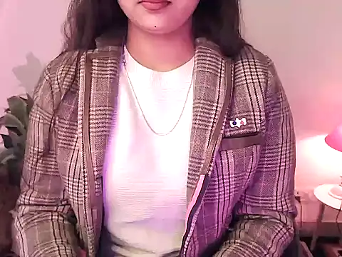 Snapshot of megancatluna chatting on December 2025 06:09:02 AM megancatluna online show from December 2025 06:09:02 AM