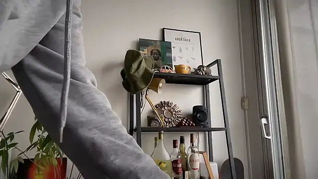 Snapshot of MikymikeBBWD chatting on November 2025 10:47:01 AM MikymikeBBWD online show from November 2025 10:47:01 AM