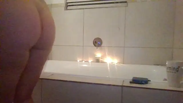 Snapshot of GoddessRieck chatting on March 2025 07:59:02 PM GoddessRieck online show from March 2025 07:59:02 PM