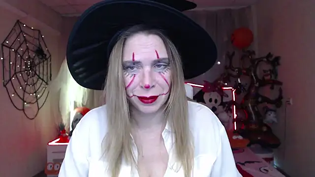 TessaDaybreak online show from October 2025 08:26:01 AM