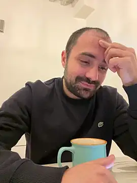 Snapshot of morfeoX chatting on February 2025 08:33:02 PM morfeoX online show from February 2025 08:33:02 PM