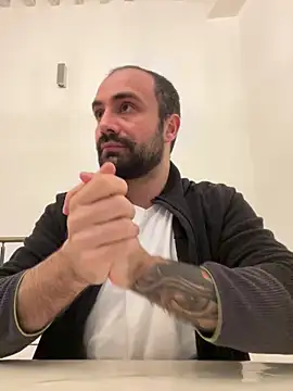 Snapshot of morfeoX chatting on February 2025 08:03:02 PM morfeoX online show from February 2025 08:03:02 PM